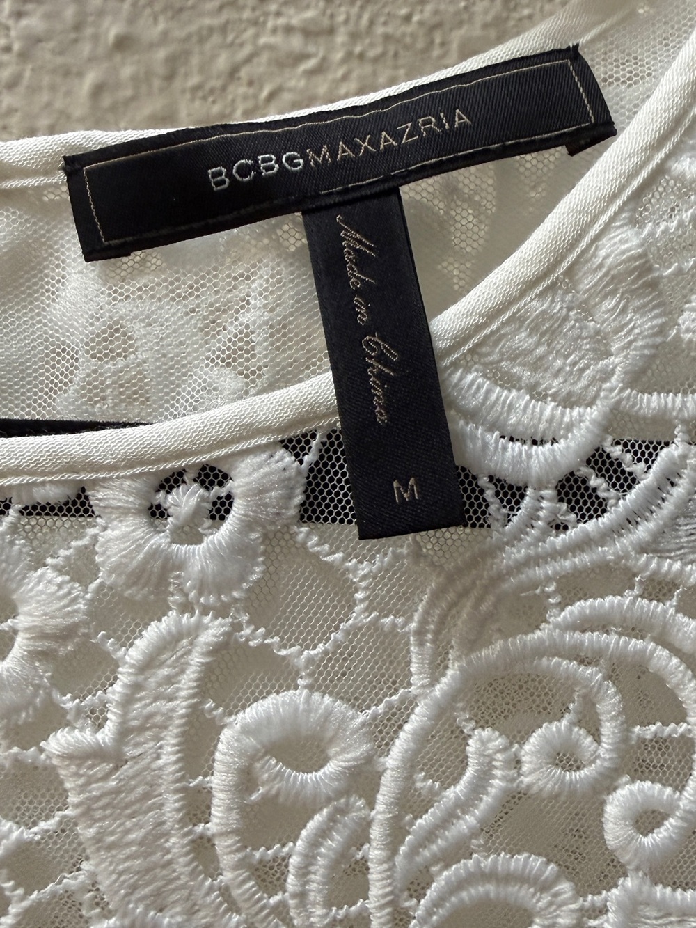NWT BCBGMAXAZRIA White Lace Cold Shoulder Boho Dress M - Picture 4 of 14